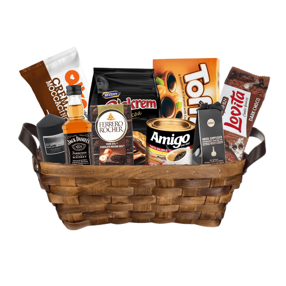 Cos cadou brun elegant cu delicii premium: ciocolata Ferrero Rocher, cafea, biscuiti si accesorii